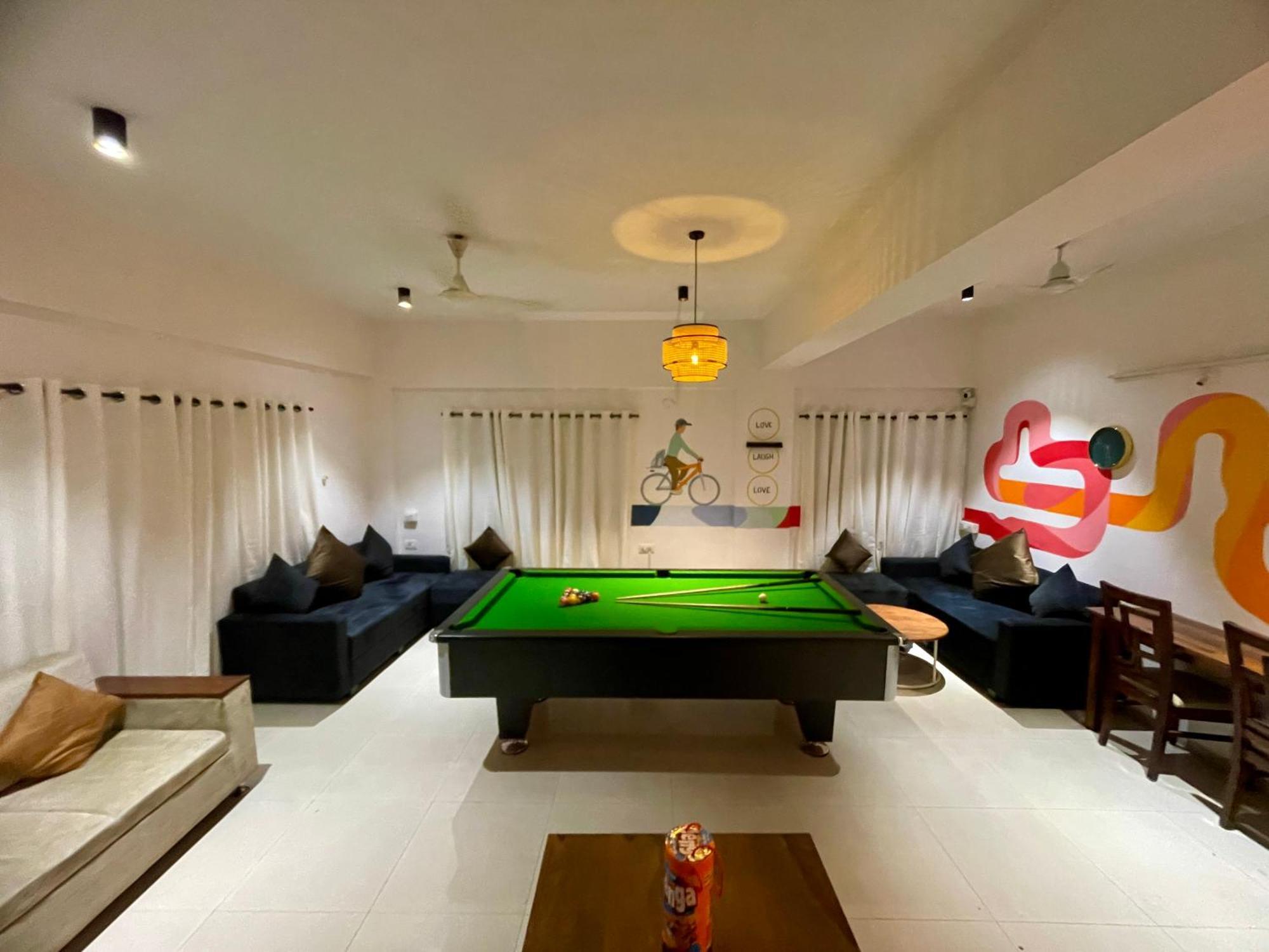 Hostel Hoshtel99 - Lux - Stay, Cowork And Cafe - Luxurious Twin Pune