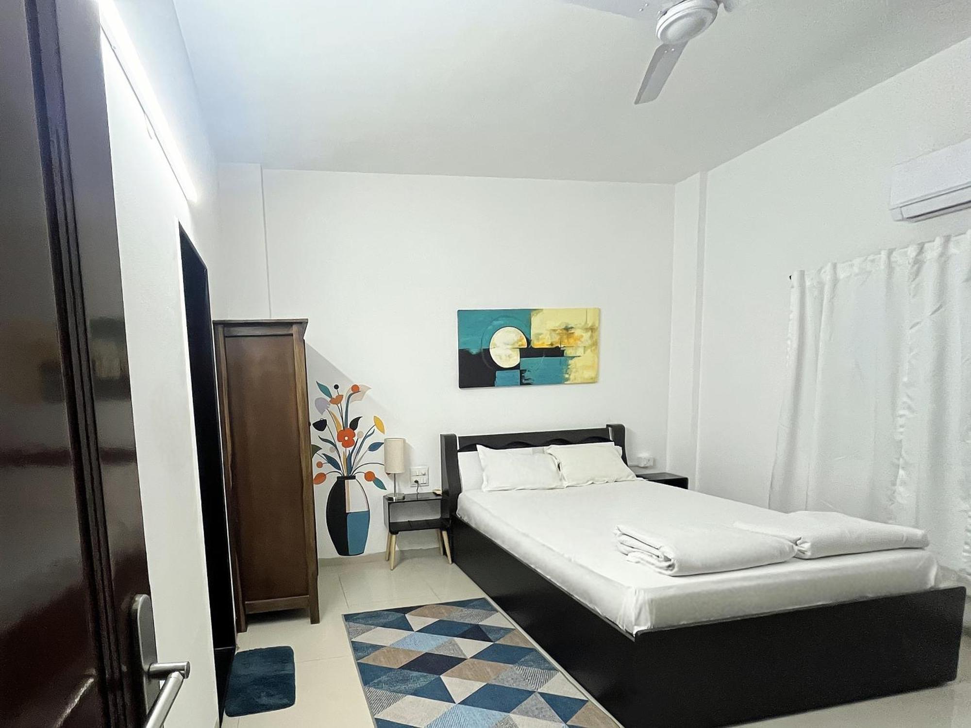 Hostel Hoshtel99 - Lux - Stay, Cowork And Cafe - Luxurious Twin